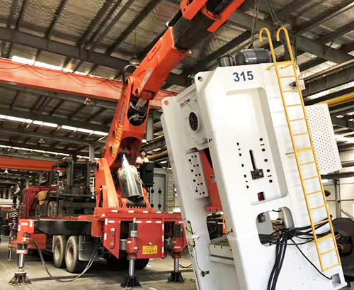 贵溪提升工作效率，选择优质折臂吊租赁服务