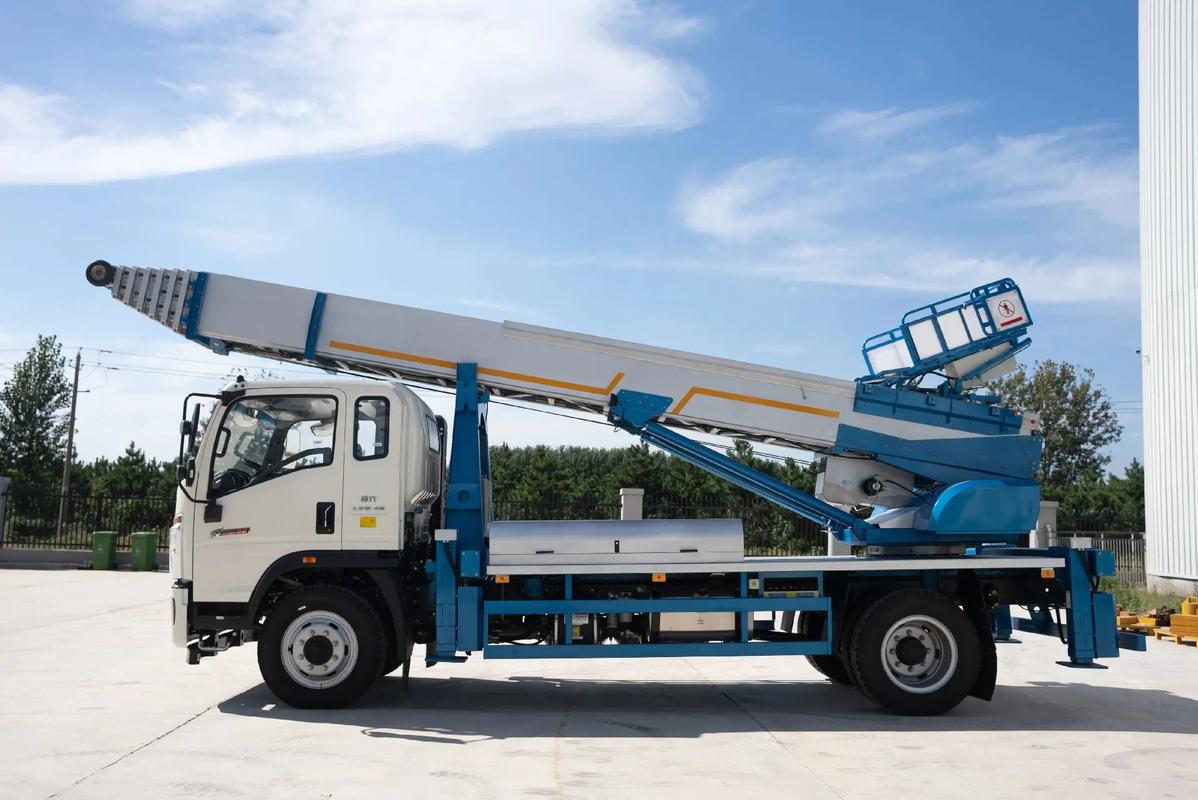 贵溪云梯上料车租赁费用